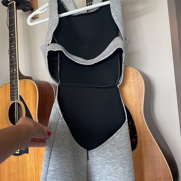 Mossman Dress - Picture 4 of 17